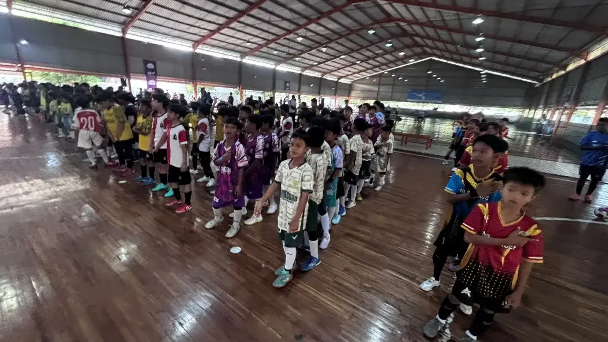 Elementary Futsal Fest Radar Solo 2026 kategori putra yang digelar di Futsal Center Singopuran, Kartasura, Sukoharjo, pada Sabtu (22/8/2026). (ARIF BUDIMAN/RADAR SOLO)
