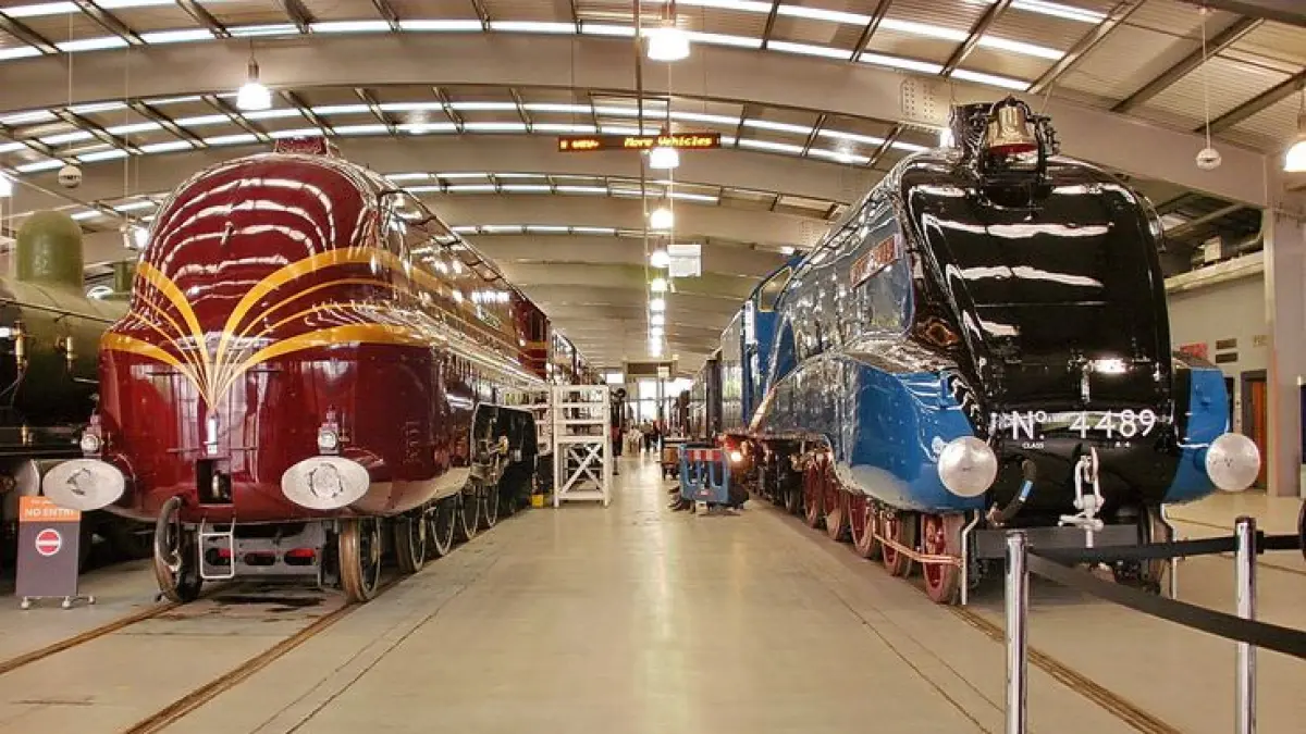 Jauh sebelum pesawat menjadi pilihan utama, perjalanan dari Toronto atau Montreal menuju Vancouver bisa memakan waktu berhari-hari dengan The Dominion, salah satu kereta lintas Kanada yang pernah jadi andalan Canadian Pacific. (Pinterest)
