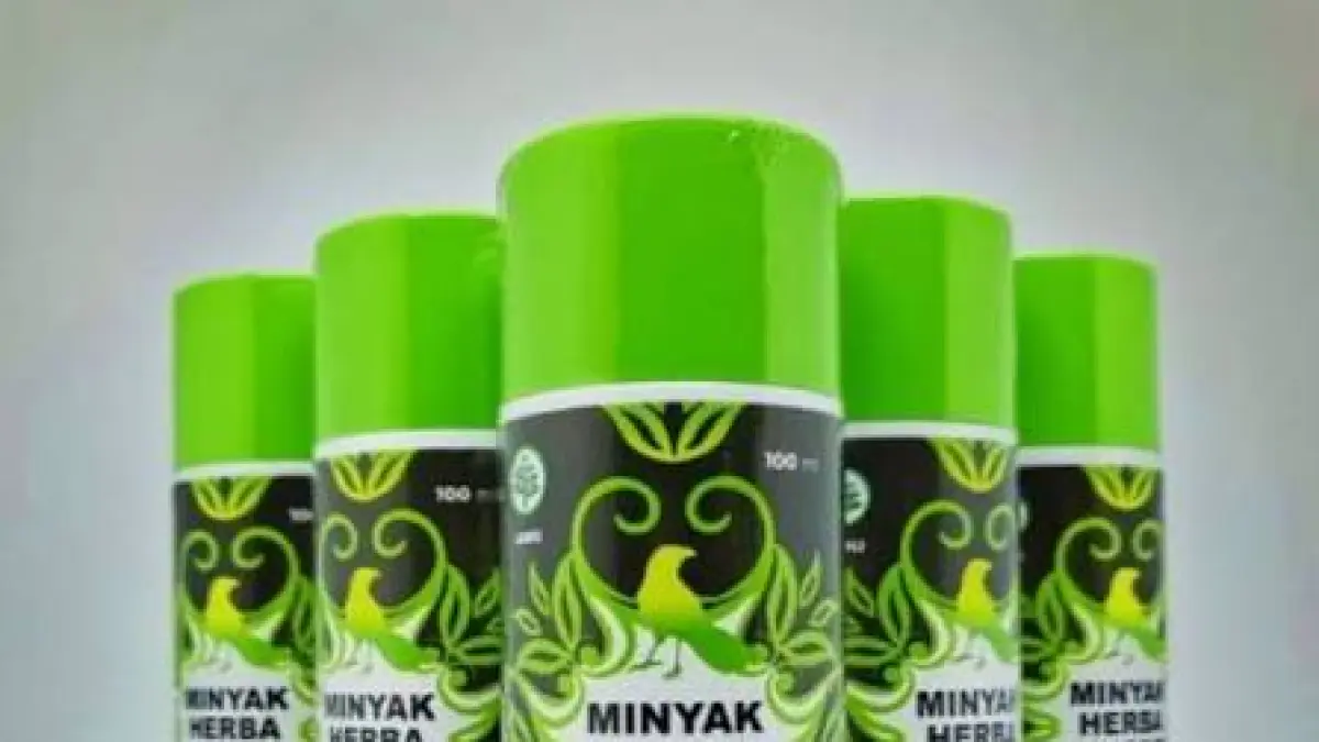 Minyak Herba Sinergi dikenal dengan aroma herbalnya yang kuat.(SiplahTokoladang)