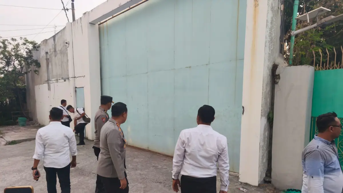 Bareskrim tetapkan 65 tersangka kasus judi kasino Kwarasan Sukoharjo, termasuk 1 WNA China. Pemilik yang merupakan WNI resmi jadi buron! (Iwan Kawul/Radar Solo)