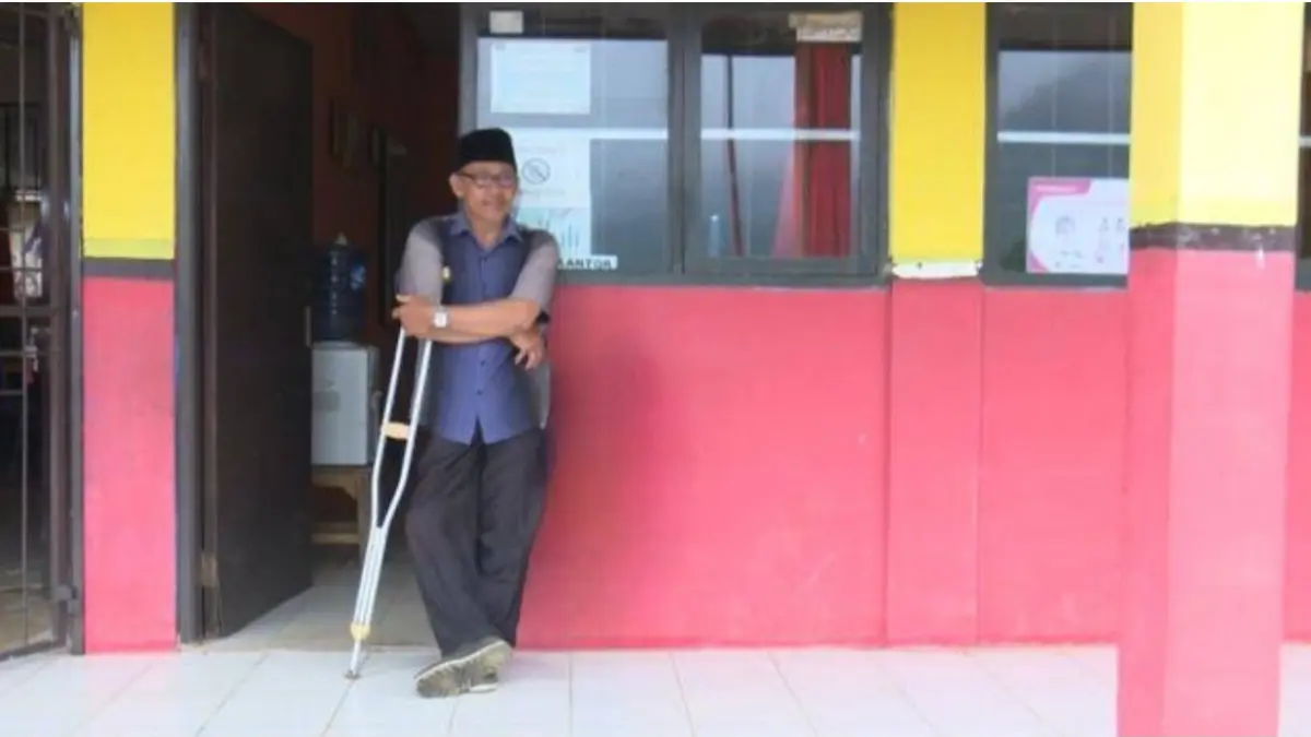 Rudi Manggala, guru disabilitas yang merintis sekolah di pelosok.(DAAI TV)