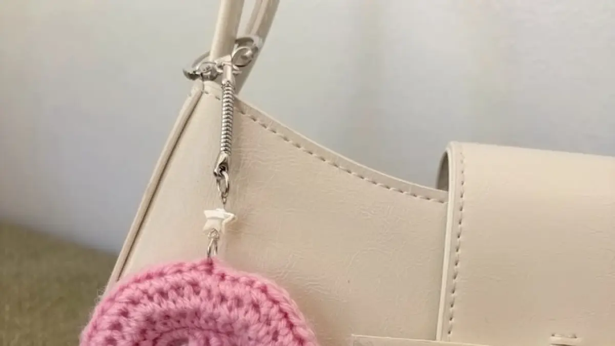 Crochet Button Keychain (Pinterest: depop)