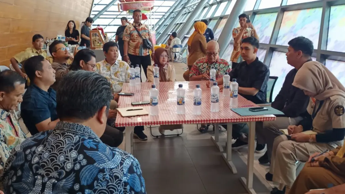 Komisi II DPRD Solo sidak Tahir Solo Museum. Terkuak tunggakan PBB Rp600 juta & potensi PBJT 10% dari 2.000 pengunjung per hari. (Antonius/Radar Solo)