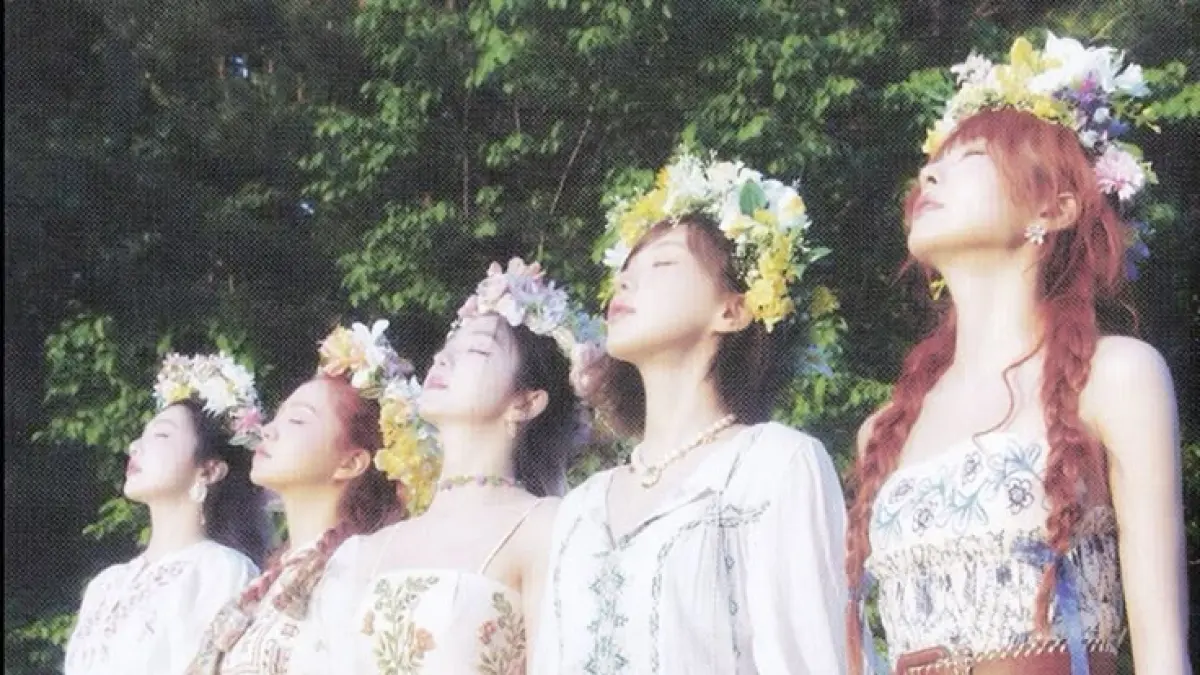 Tren whimsy populer di kalangan Gen Z pada 2026 sebagai ajakan menghadirkan keceriaan sederhana. (Red Velvet)
