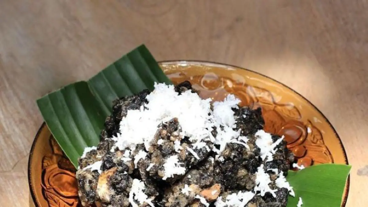 Gatot, jajanan tradisional khas Gunungkidul berbahan gaplek.(Radar Malioboro)