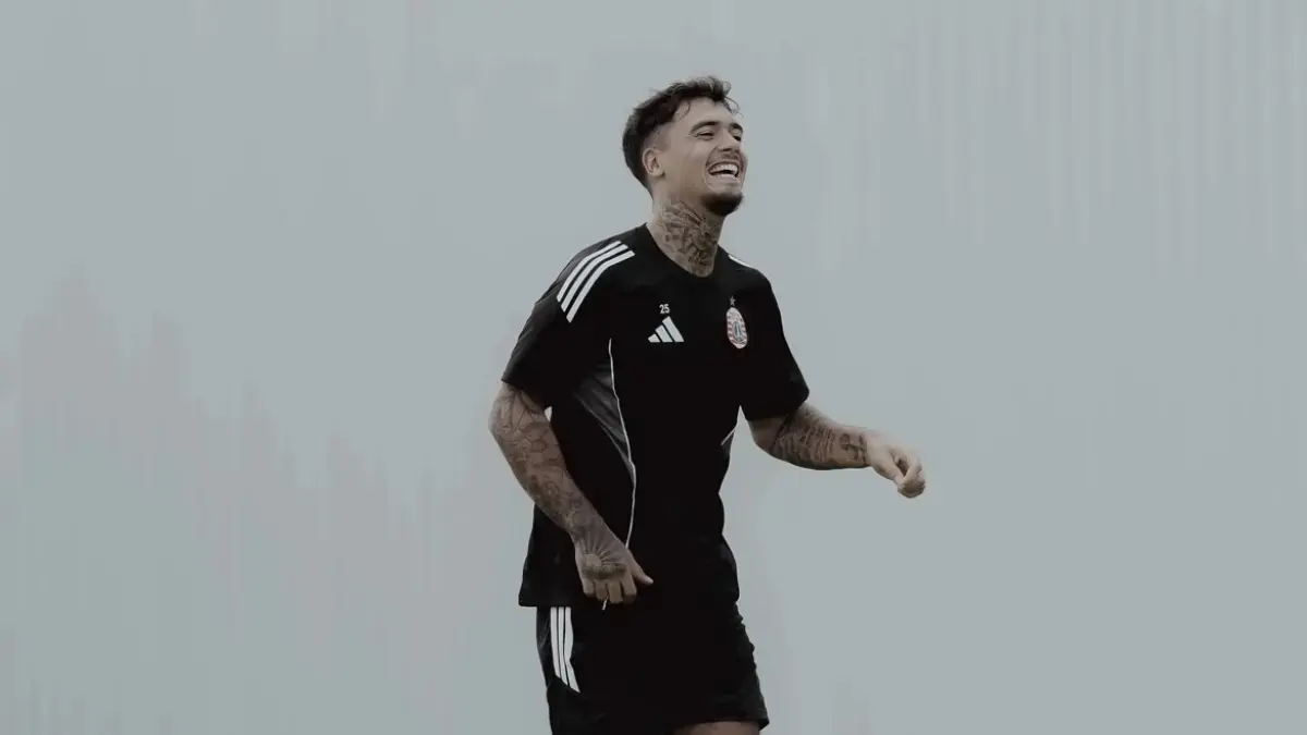 Bek Persija Jakarta, Shayne Pattynama, jalani latihan di TC Thailand / Dok: Persija