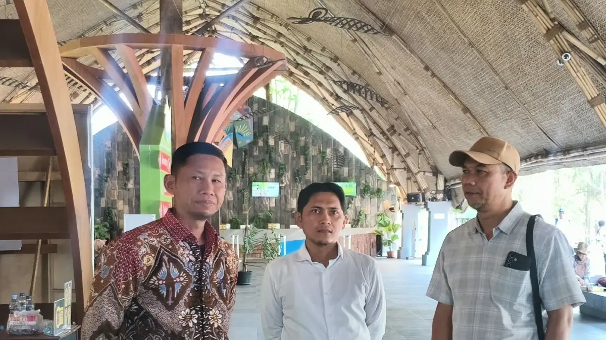 Fraksi PKS DPRD Solo sidak Solo Safari menyusul aduan dugaan larangan berjilbab saat wawancara MagangHub. (Antonius Christian/solobalapan.com)
