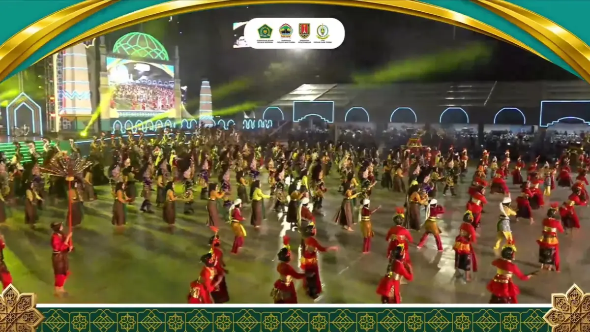 Ratusan penari kolosal pada acara penutupan MTQ Nasional XXXI di Semarang(youtube @Semarang Pemkot)