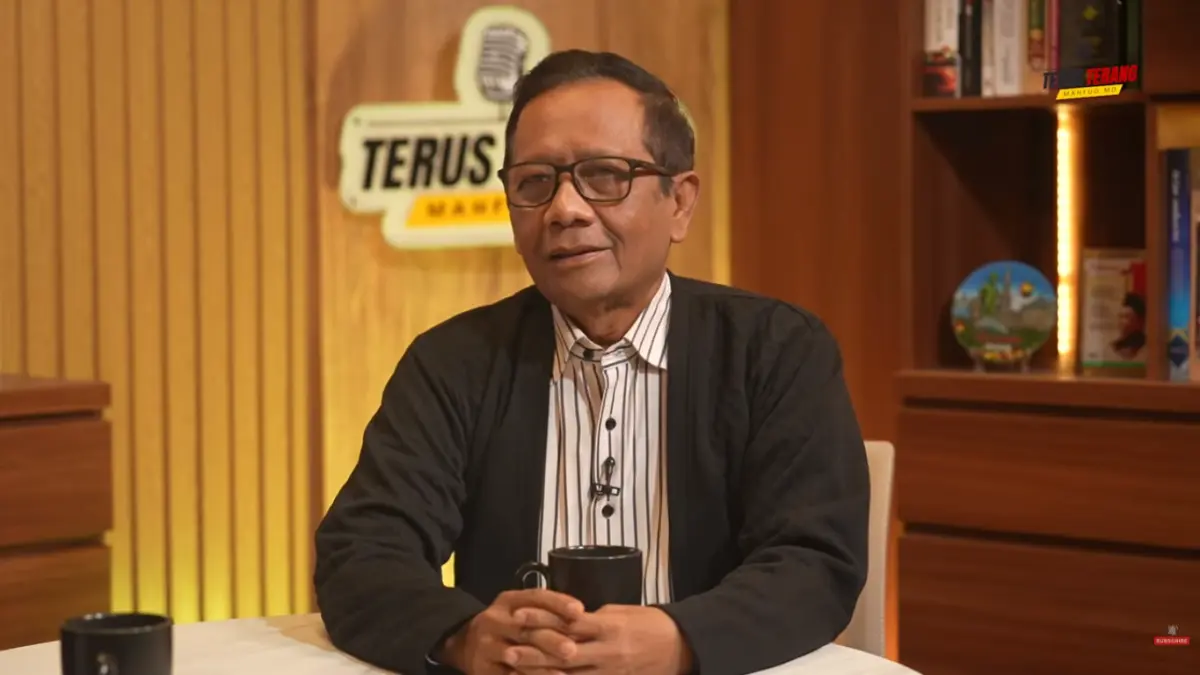 Mahfud MD menanggapi respons Presiden Prabowo terhadap kritik akademisi. (YouTube/Mahfud MD)