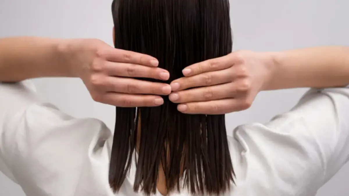 Ilustrasi,manfaat hairtonic untuk kulit kepala.Google.
