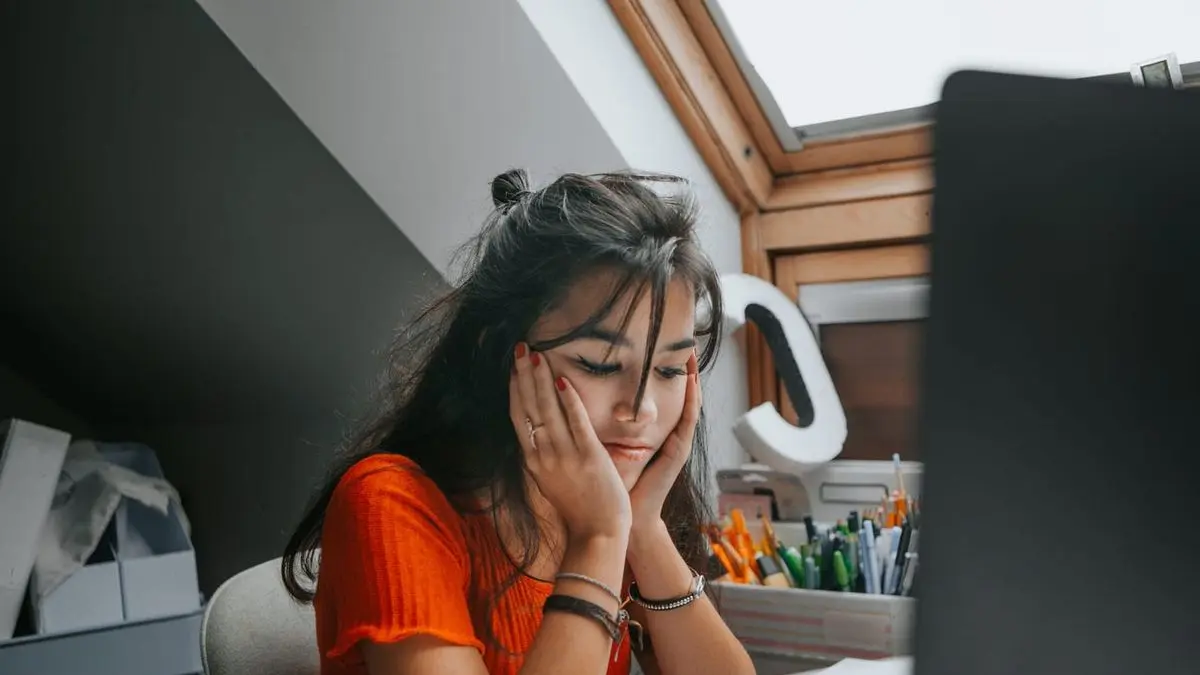 Saat sedang stres, jangan selalu menceritakan kepada AI.