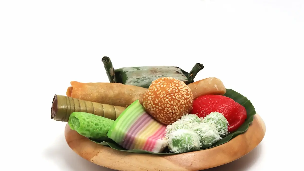 Kue tradisional dengan bentuk dan cara pengolahan yang khas.(Pegadaian)