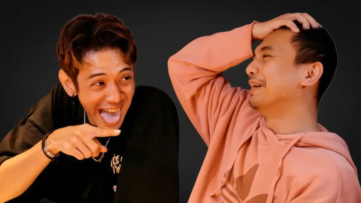 Tepe saat berbincang bersama Raditya Dika dalam podcast yang kemudian menjadi sorotan warganet.(YouTube)
