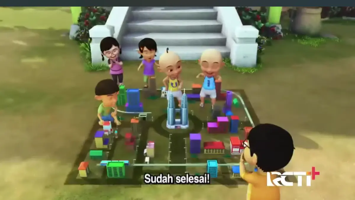 Permainan tradisional seperti kelereng, congkak, gasing, galah panjang, dan layang-layang bisa menjadi inspirasi untuk mengisi hari Minggu. Suasana permainan anak-anak yang dekat dengan keseharian Upin & Ipin juga mengingatkan bahwa aktivitas sederhana dapat menjadi kesempatan untuk bersenang-senang bersama teman. (Screenshot YouTube)
