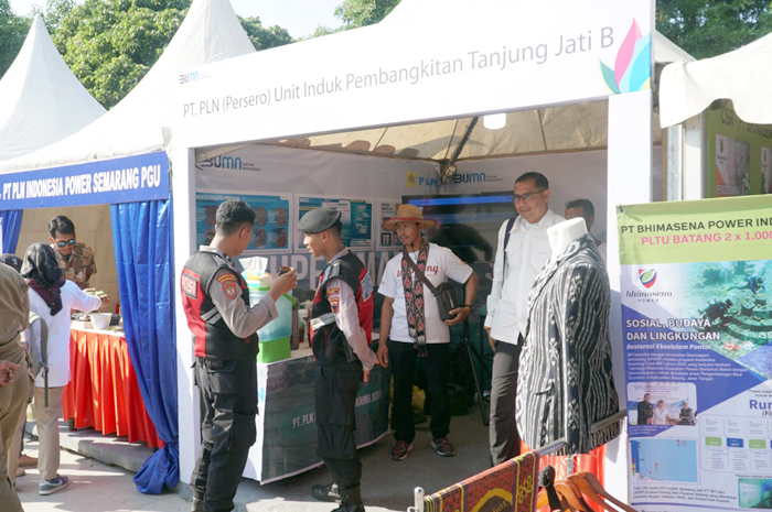 Booth PLN UIK Tanjung Jati B pada peringatan Hari Lingkungan Hidup Sedunia di Tegal.