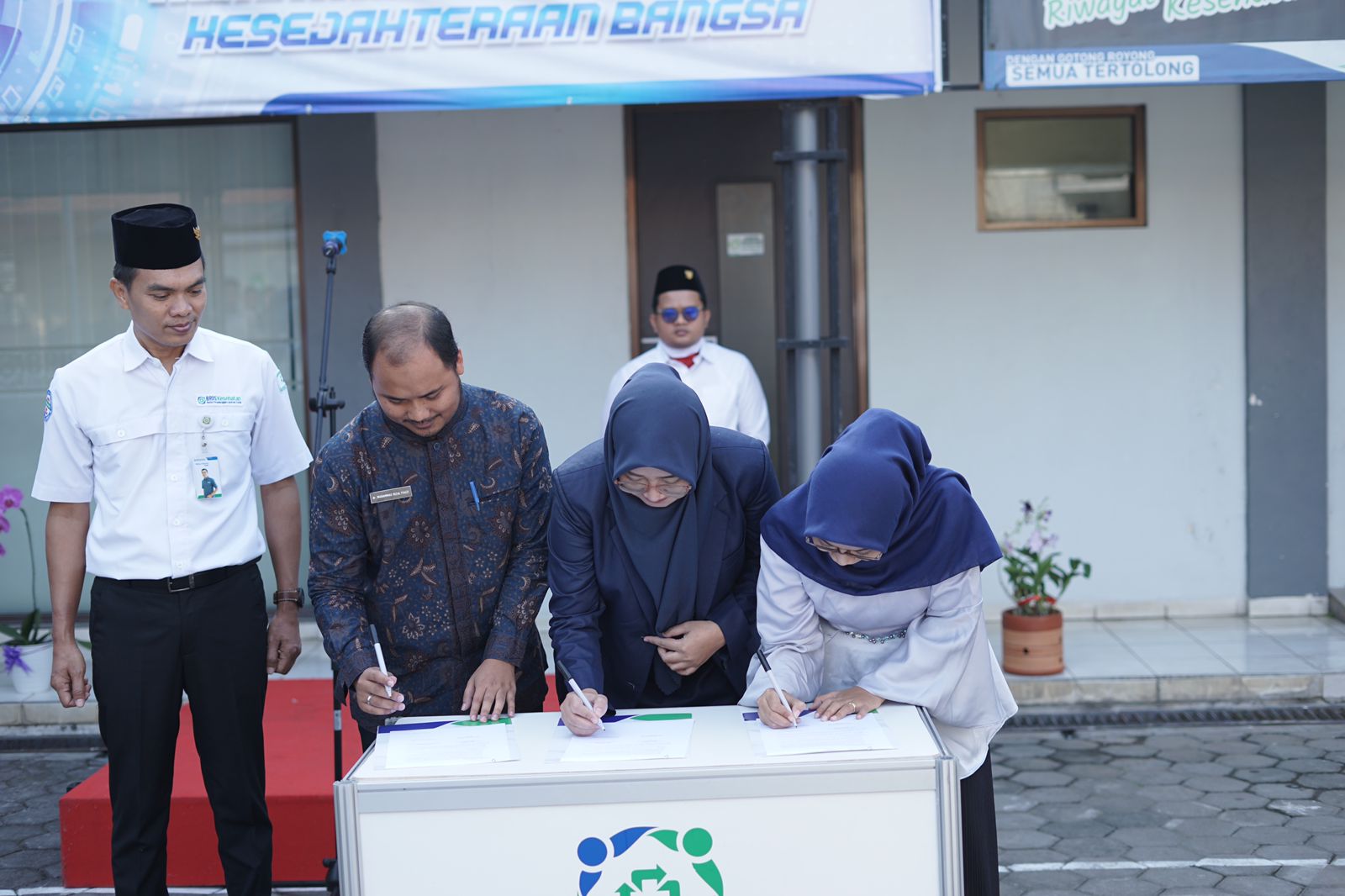DITEKEN: Klinik Fastabiq Sehat Tlogowungu menjalin kerja sama dengan BPJS Kesehatan Pati di Klinik Fastabiq Tlogowungu belum lama ini.