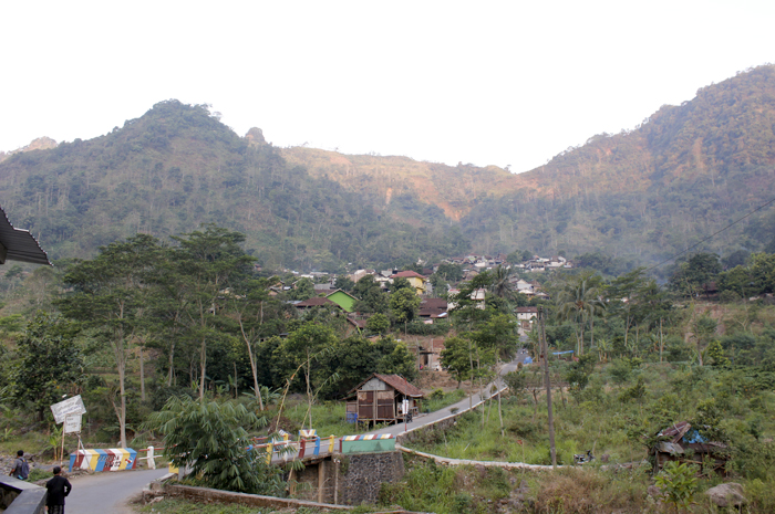 POTENSI ALAM: Pegunungan Muria dilihat dari wilayah RT 3 RW 1 Desa Rahtawu, Kecamatan Gebog.