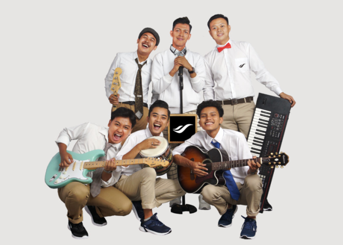 Grup band Aftershine.
