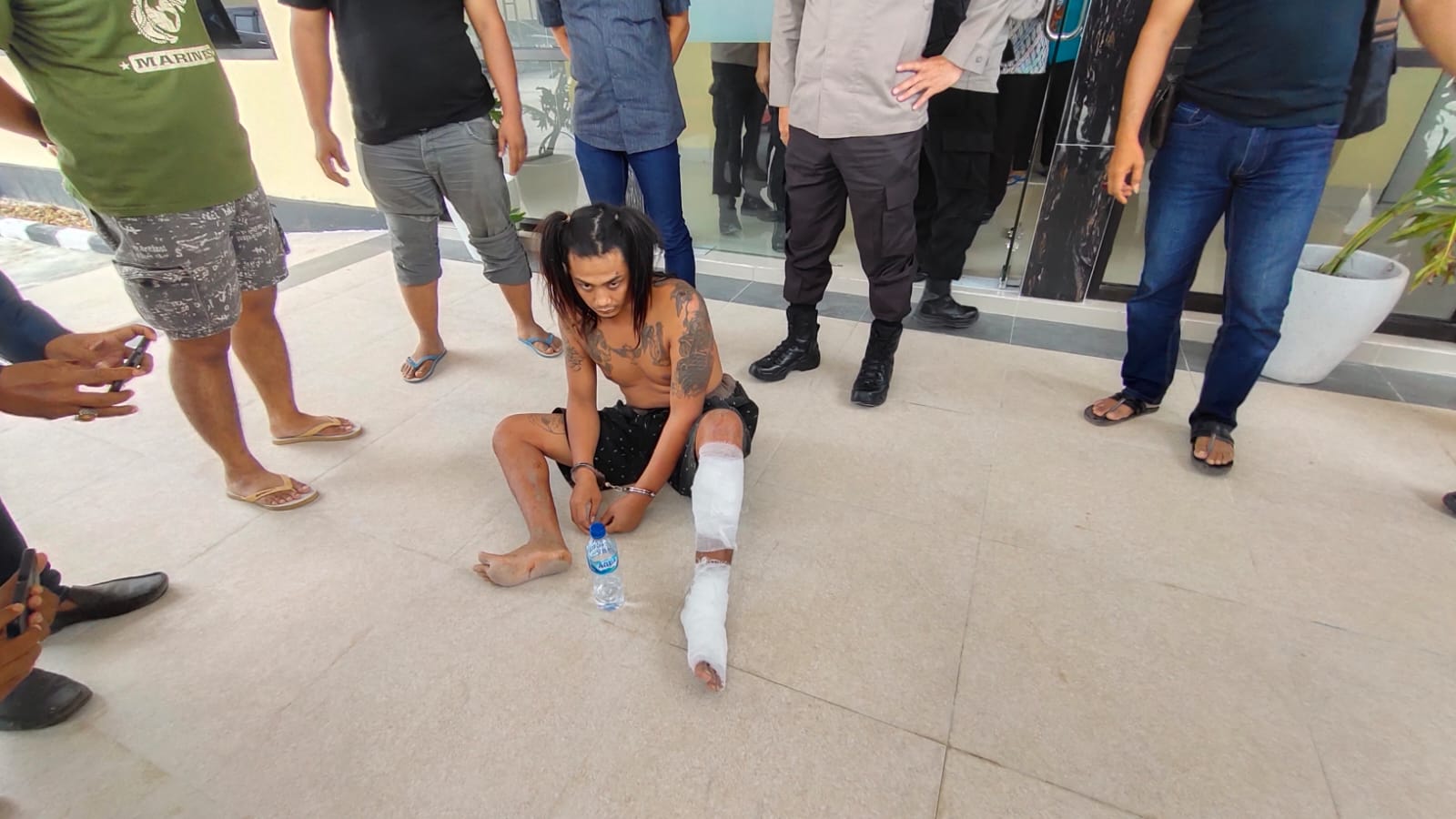 TUNTUTAN: Joko Umbaran alias