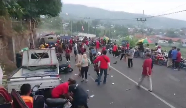 Kecelakaan tragis terjadi di Jalan Raya Sajen, Pacet, Kabupaten Mojokerto, sore ini Kamis (24/8).