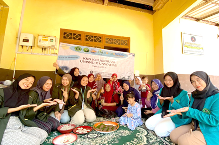 PEMBERDAYAAN: Tim KKN Kolaborasi UNISNU X UNWAHAS bersama mitra kelompok Jaya Karya Mandiri Dusun Mrican RT 02 RW 04 Desa Kemujan, Karimunjawa
