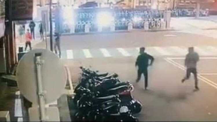 Aksi tawuran antara dua perguruan silat asal Indonesia di Taiwan.
