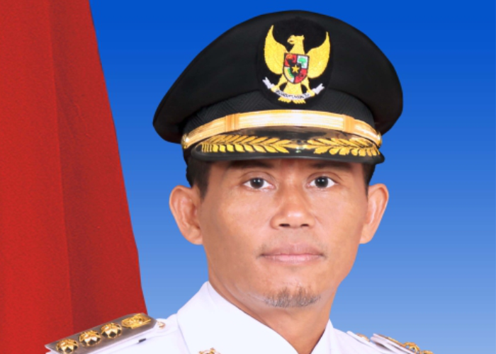 Bupati Tanah Laut, Sukamta.
