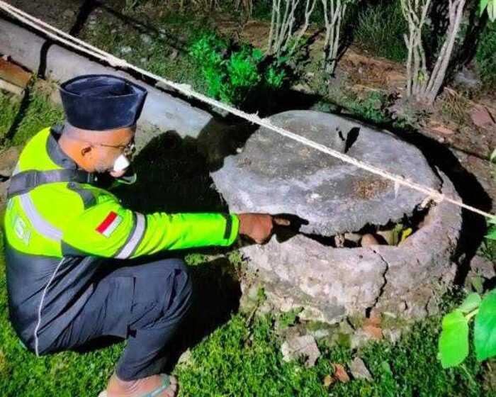 Penemuan mayat wanita di Desa Sidaurip, Kecamatan Gandrungmangu, Kabupaten Cilacap. Rabu (13/9) dini hari.