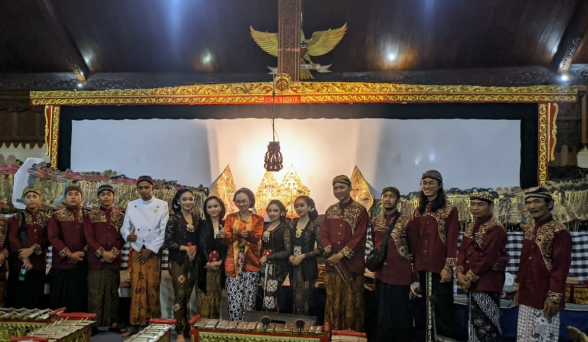 BUDAYA: Pakasa Jepara menggelar pentas wayang Dupara di Pendapa Jepara Sabtu (16/9) malam.