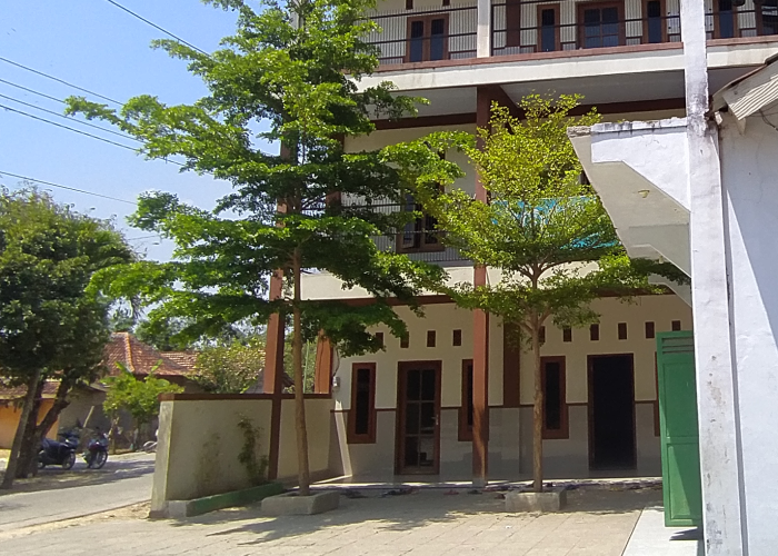 SEPI: Suasana Pondok Pesantren RQ yang berlokasi di Dukuh Pesantren, Desa Sambongan, Banjarejo nampak sepi.