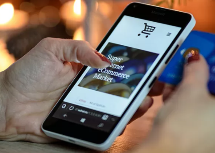 ILUSTRASI E-COMMERCE.