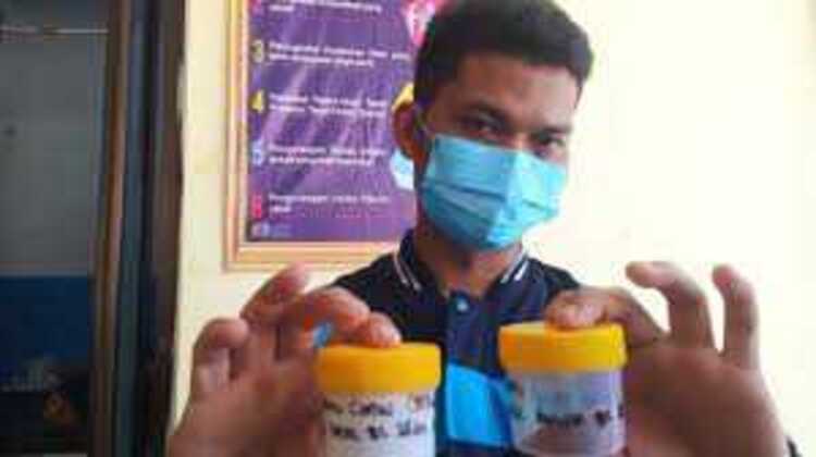 Sample jajan Cimin yang diduga racuni 34 siswa SD di Bandung