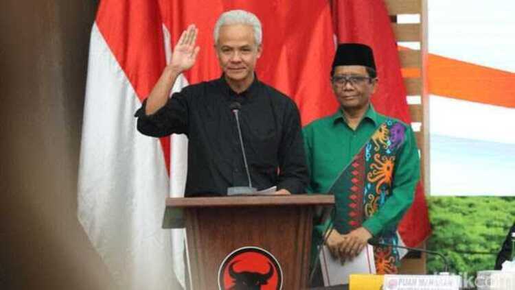 Ganjar Pranowo dan Mahfud MD
