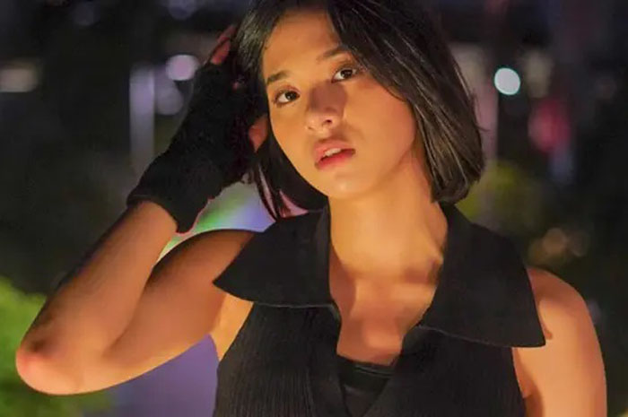 Azizi Asadel alias JKT48 Zee