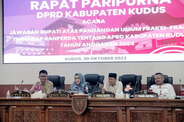 DIKEBUT: Agenda rapat paripurna jawaban bupati Kudus atas pandangan umum fraksi-fraksi terhadap Ranperda APBD 2024.