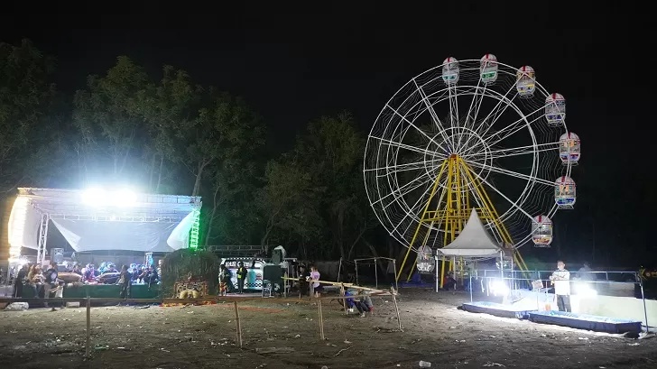 Lokasi kejadian wahana bianglala yang sedang beroperasi di Colomadu, Kabupaten Karanganyar jatuh
