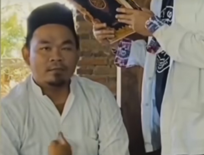 Pria bernama Muhammad Maulana Ishaq yang mengaku sebagai Imam Mahdi