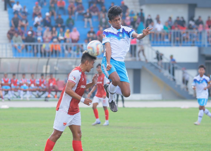 KURANG BERGAIRAH: Pertandingan Persiku antara PSIP berujung kekalahan Macan Muria dengan skor 4-0.