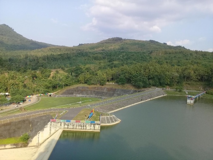 LOKASI: Wisata Waduk Panohan.