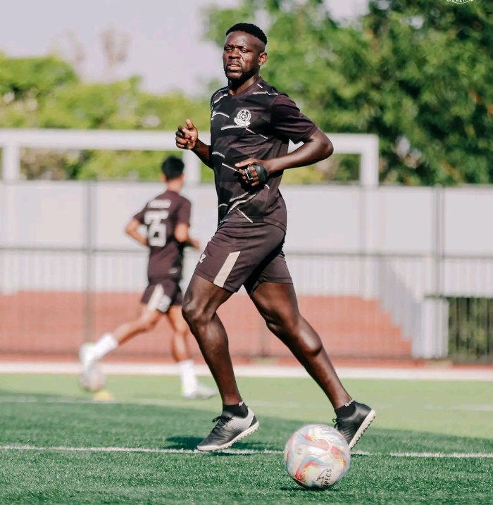 SOSOK: Jacob Nicanor Youmbi E