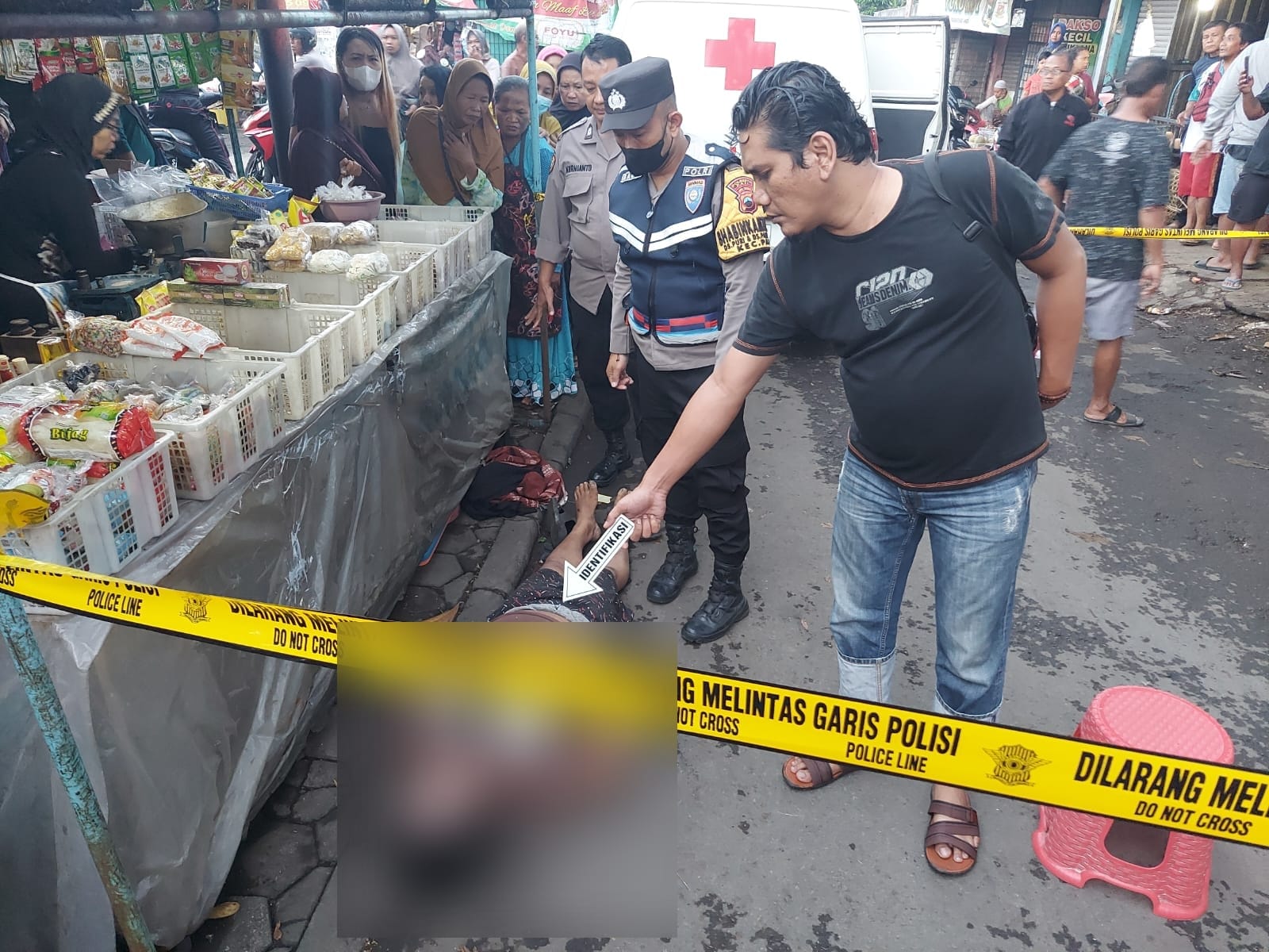 OLAH TKP: Penemuan Orang Meninggal Mendadak di Pasar Puri Pati.