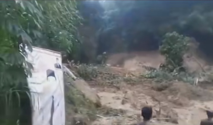 TKP: Longsor melanda lokasi sekitar mata air Aqua di kawasan Cipondok, Kabupaten Subang, Minggu (7/1)