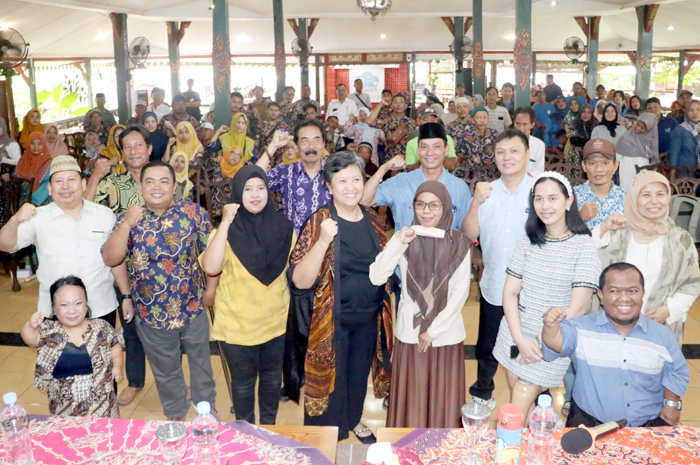 BUKTI NYATA: Wakil Ketua MPR RI Lestari Moerdijat mengundang Menteri Agraria dan Pertanahan Surya Tjandra dan Founder Alun Jiva Indonesia Nicky Clara memberikan motivasi kepada para disabilitas.
