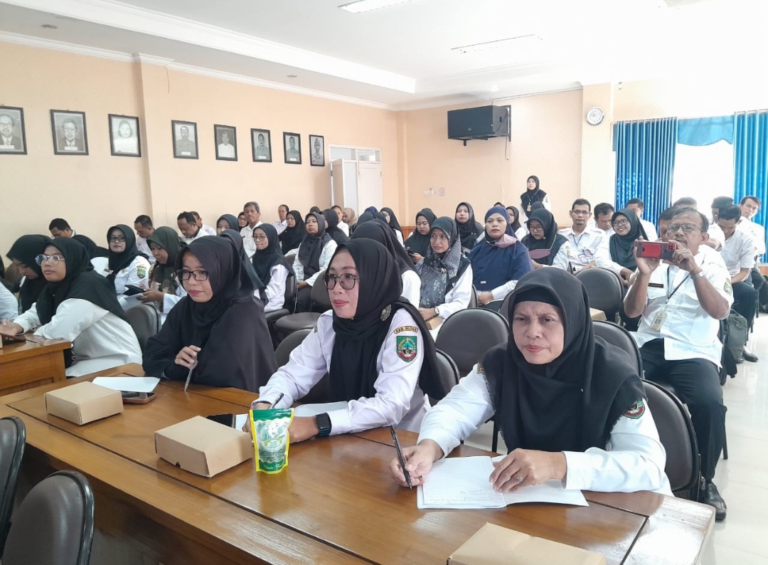 SOSIALISASI: Para peserta yang mengikuti sosialisasi Program Bantuan Blora Pintar, beberapa waktu lalu.