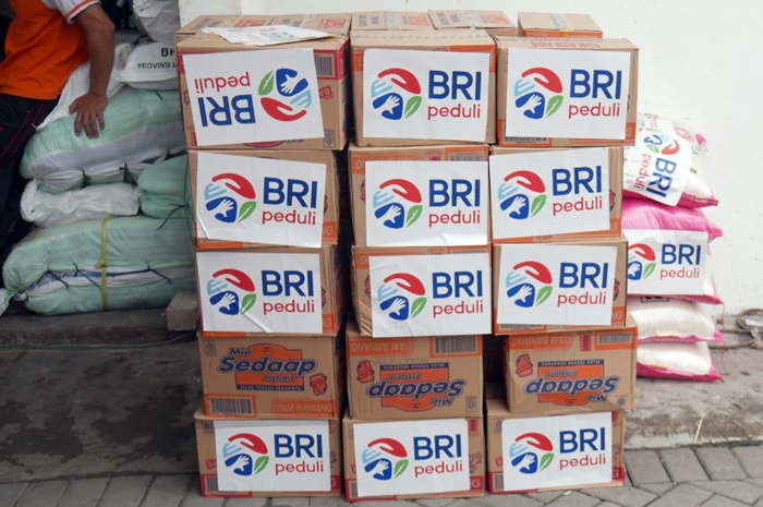 BANTU KORBAN BANJIR:Paket bantuan dari BRI Peduli TJSL yang diberikan korban banjir di Kota Purwodadi dari BRI Cabang Purwodadi.