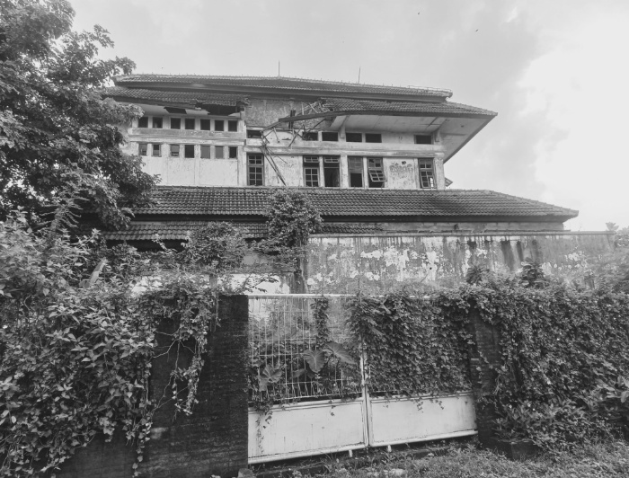 MISTERI: Eks Gedung Telkom Dipercaya jadi Omah Kuntilanak