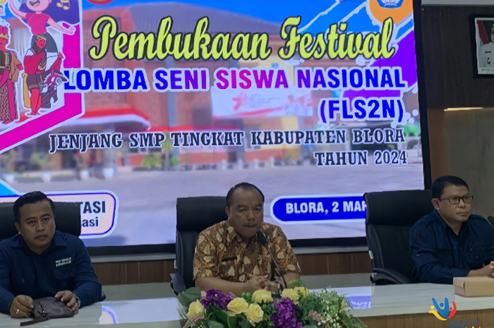 POSITIF: Dinas Pendidikan Kabupaten Blora menyelenggarakan kegiatan seleksi Festival dan Lomba Seni Siswa Nasional (FLS2N) Jenjang SMP tahun 2024 tingkat Kabupaten Blora.