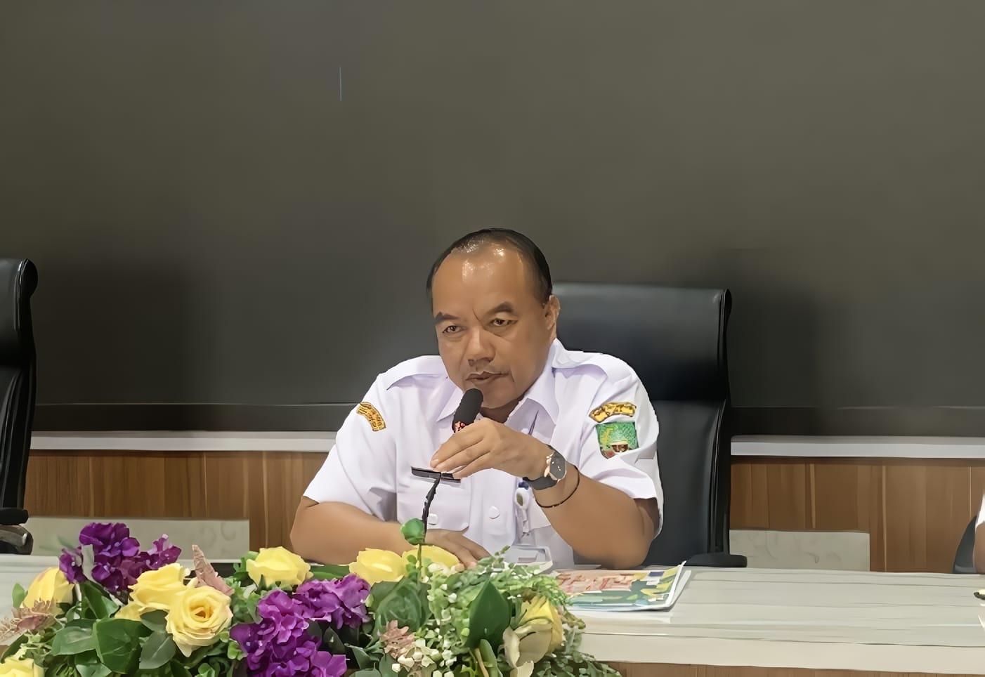 SAMBUTAN: Kepala Dinas Pendidikan Blora Sunaryo saat membuka audiensi pelaksanaan program Sekolah Sisan Ngaji baru-baru ini.