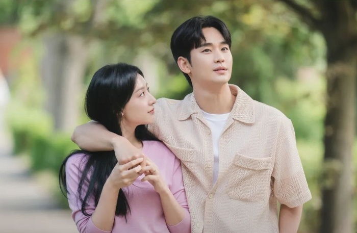 Cuplikan Drama Korea Queen of Tears.