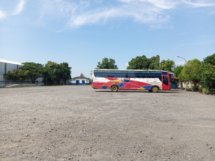 SEPI: Area parkir bus di Terminal Tipe B Gagak Rimang Blora.